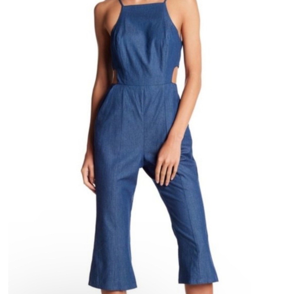 BCBGeneration Sleeveless Cutout Cropped Jumpsuit Womens 6 Blue Retro 70s NWT